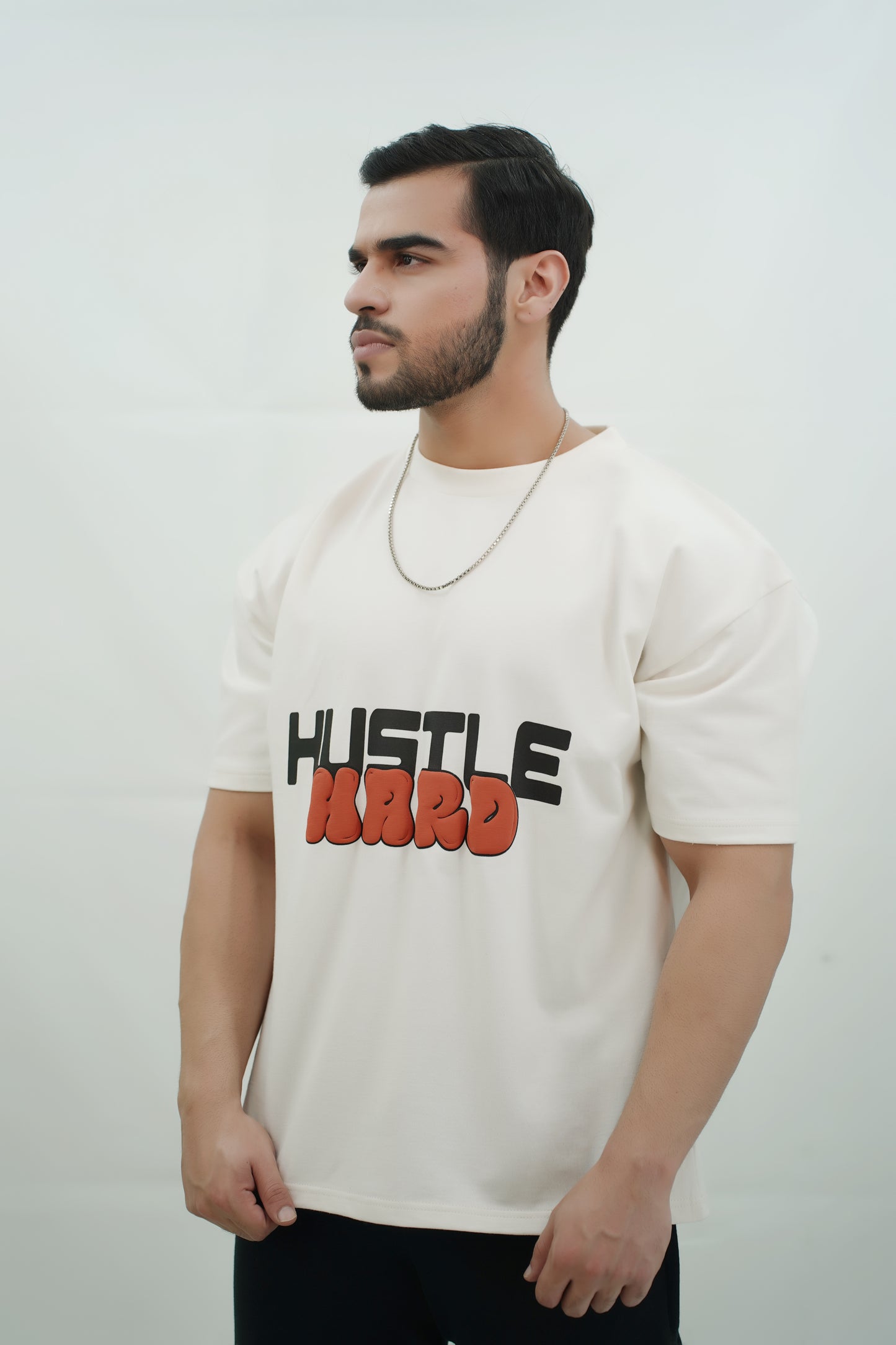 HUSTLE HARD OVERSIZE TEE