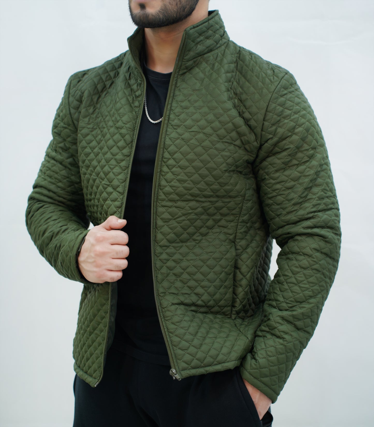 FULL SLEAVE DIAMOND QUILTED PUFFER JACKET